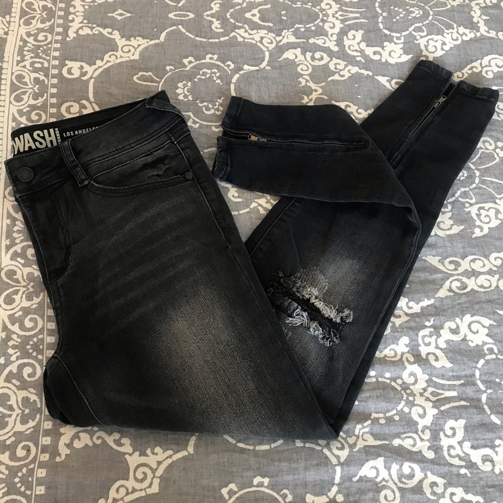 Rewash Brand Black Wash Distressed Skinny Jeans with Ankle Zipper.